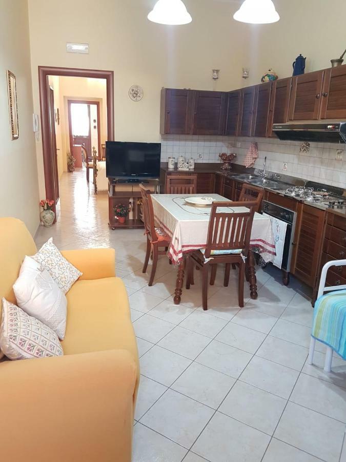 Вилла Half House Флоридия Экстерьер фото